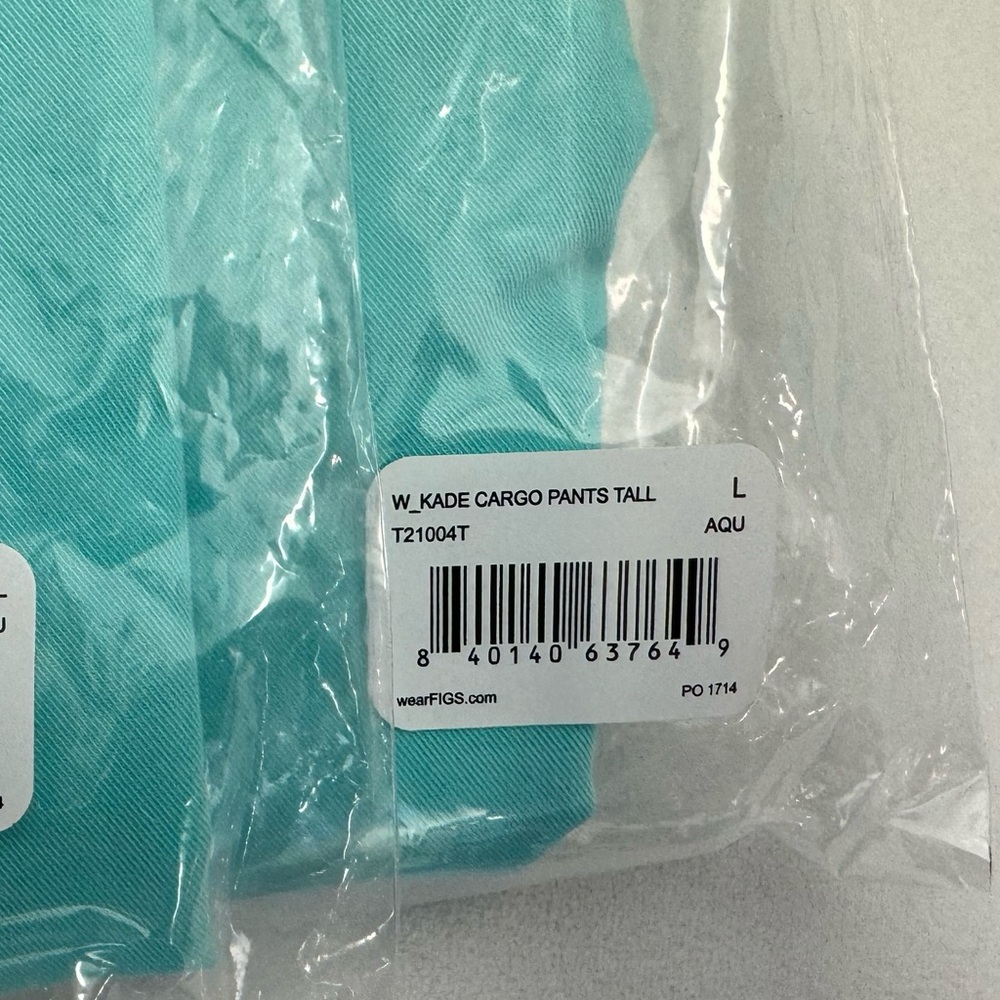 New FIGS aqua pants